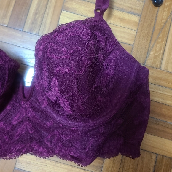 Lace bras - Picture 3 of 7
